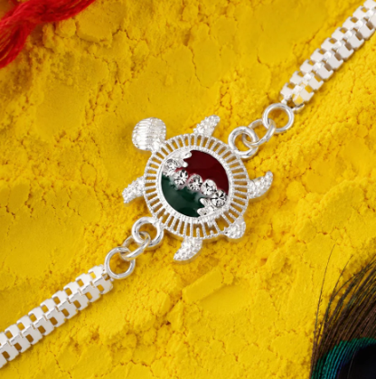Turtle Enamel Chain Rakhi – Unique Raksha Bandhan Gift for Brother